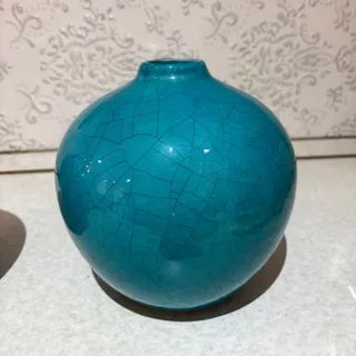 گلدان فیروزه ای جذاب