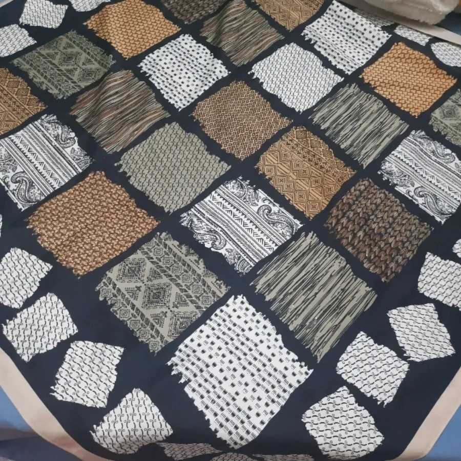 روسری ساتن