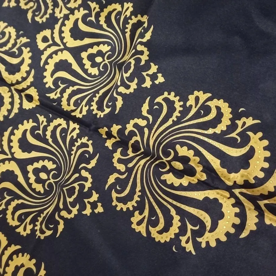 روسری ساتن
