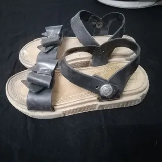 صندل و کفش