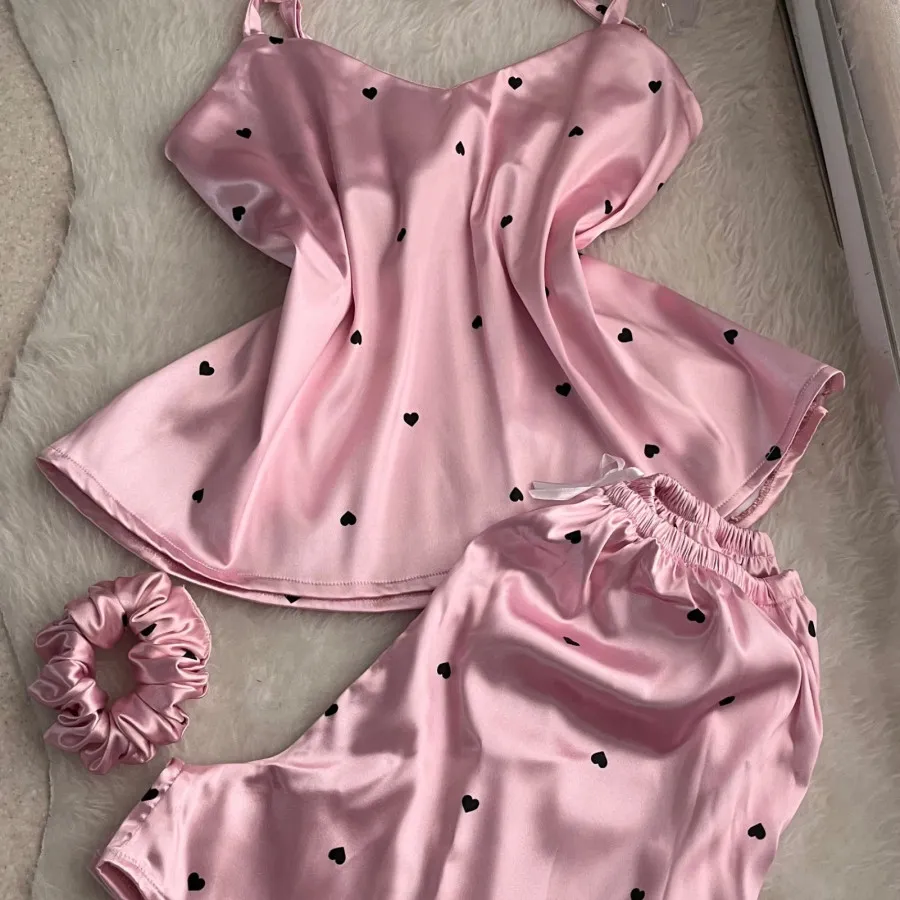 ست تاپ و شلوارک ساتن