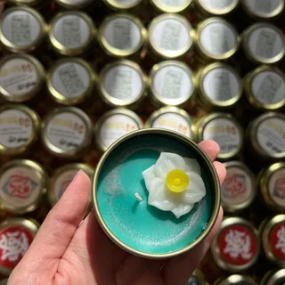 شمع قوطی گل نرگس