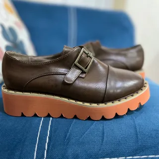 کفش کاملا نو