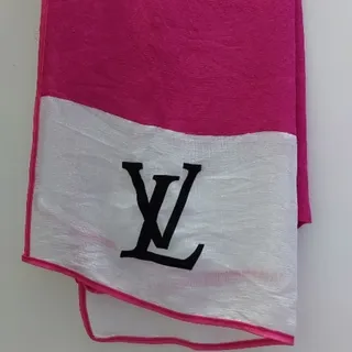شال LV