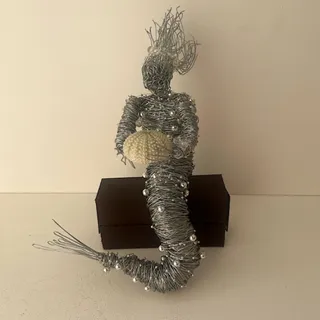 مجسمه مدل پری دریایی