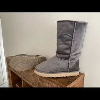 بوت ugg