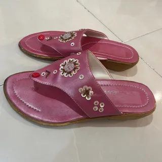 صندل صورتی کارشده