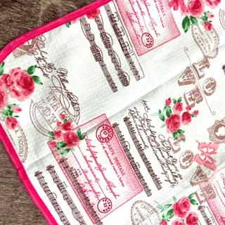 پیشبند گلدار ناز