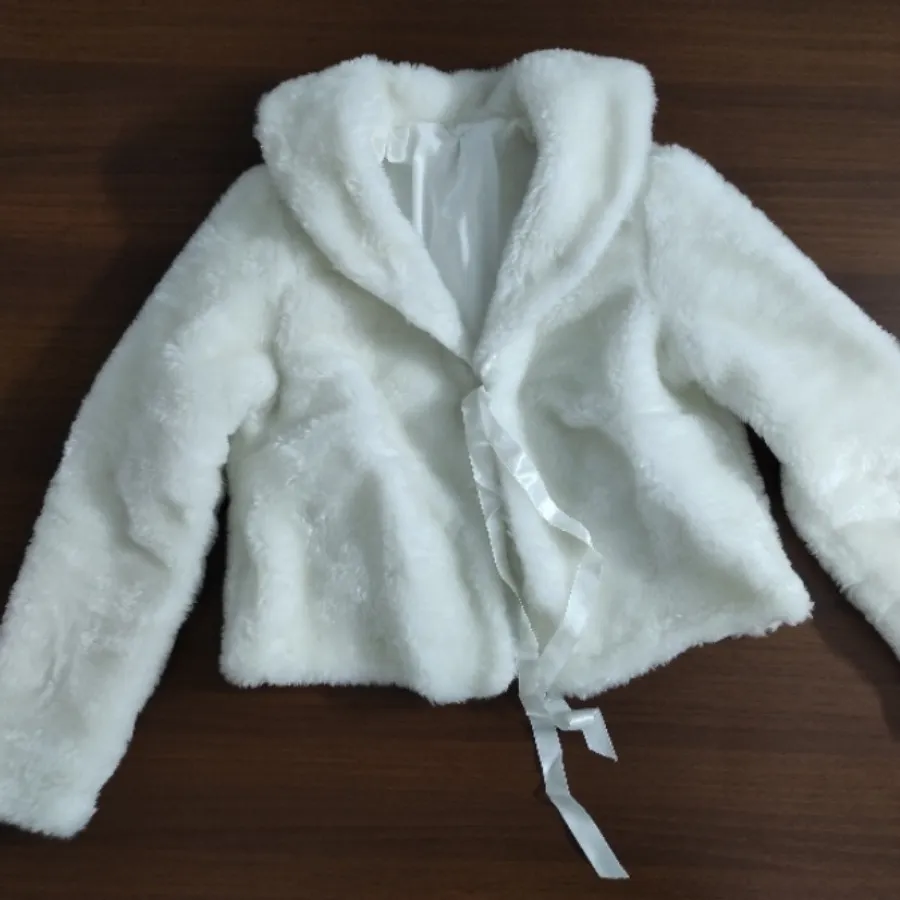 کت خز عروس