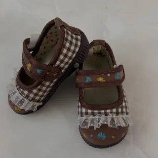 کفش سوت سوتی