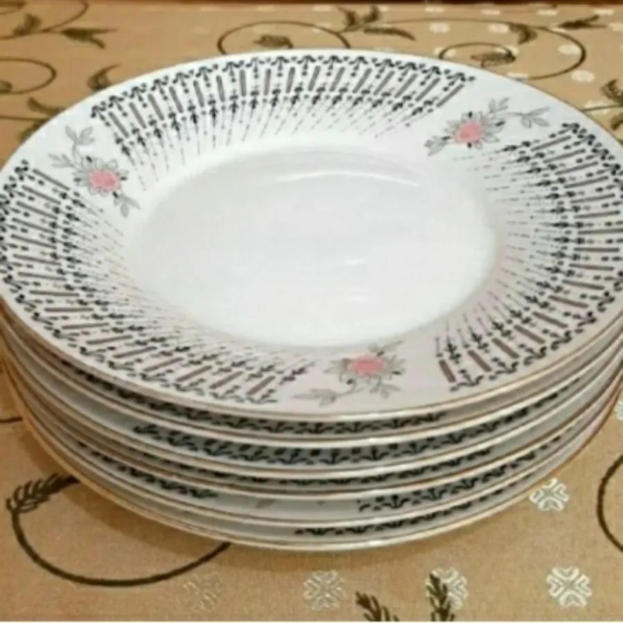 بشقاب شیرینی خوری