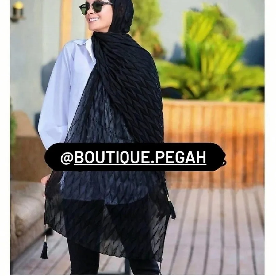 شال مشکی