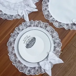 زیر بشقابی