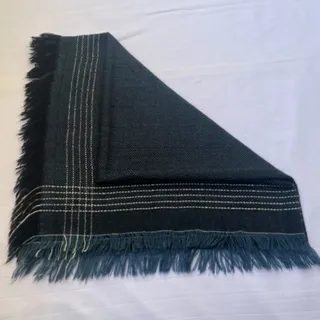 روسری پشمی کوتاه