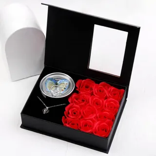 باکس مروارید عشق با گل رز