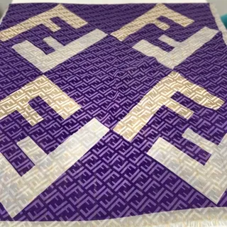 شال FENDI نو