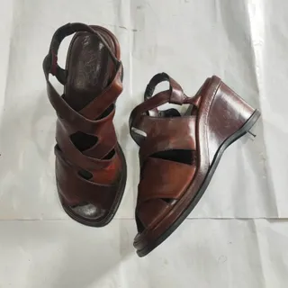 صندل لژ دار