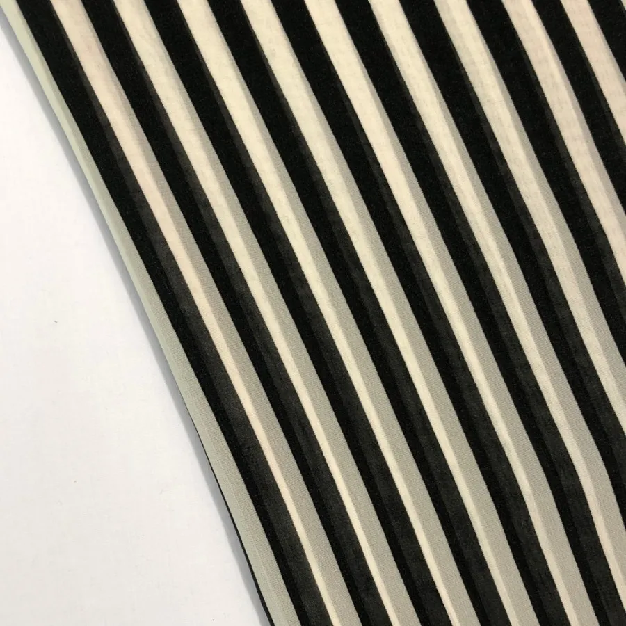 پارچه حریر شیشه ای