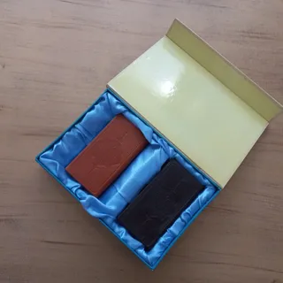 پک هدیه با جلد چرم