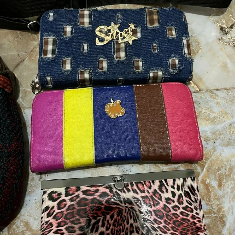 کیف پول زنانه