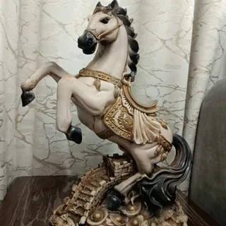 مجسمه پلی استر