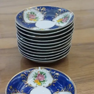 نعلبکی قدیمی