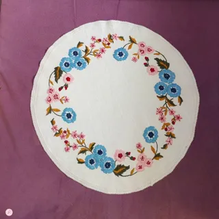 رانر گرد گلدوزی خارجی
