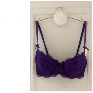 Violet Chloe Balconette