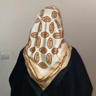 روسری ساتن