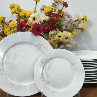 ظروف چینی قدیمی و کمیاب