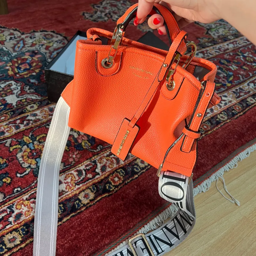 کیف جورجیو ارمانی