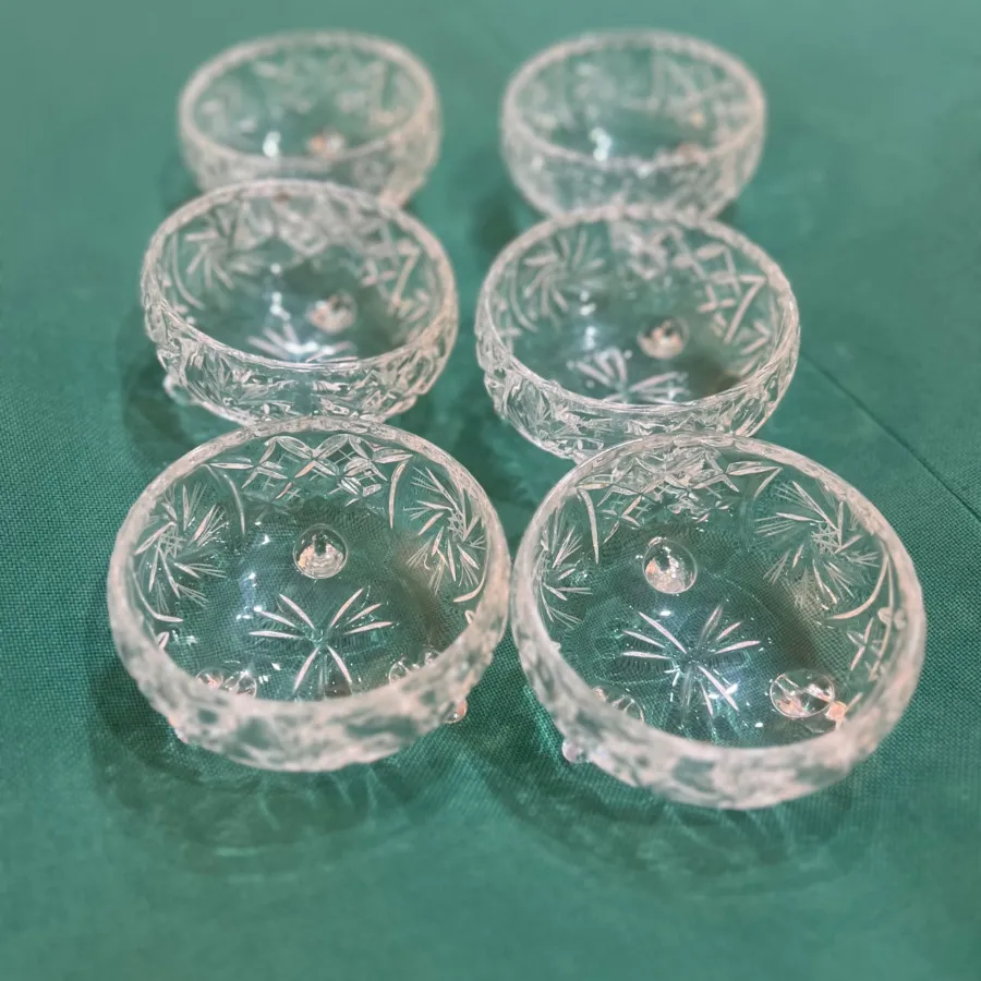 بستنی خوری پایه دار