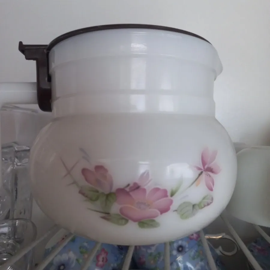 ست قوری و فنجان و نعلبکی