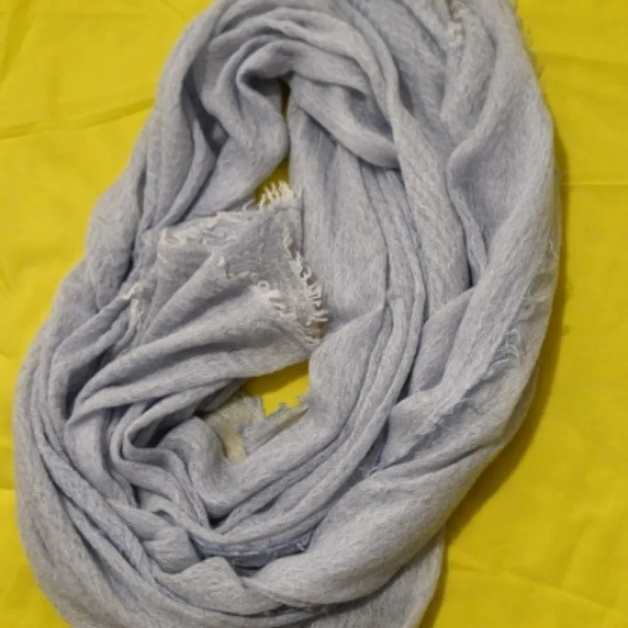 شال نخی نیلی