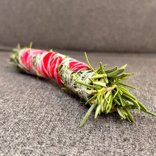 اسماج رزماری و گل رز?