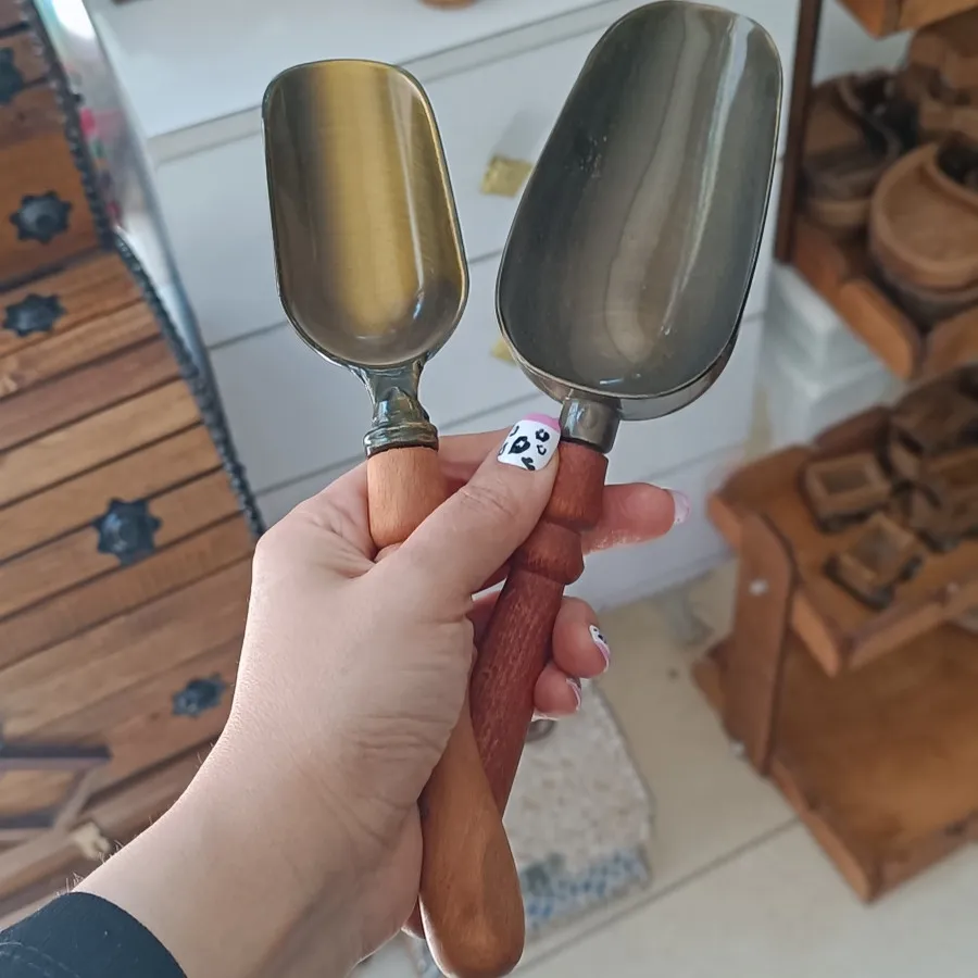 سرتاس  با دسته چوب گردو