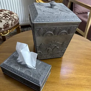 سطل و جای دستمال پذیرایی