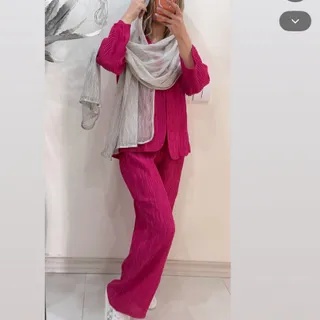 ست کت و شلوار پلیسه