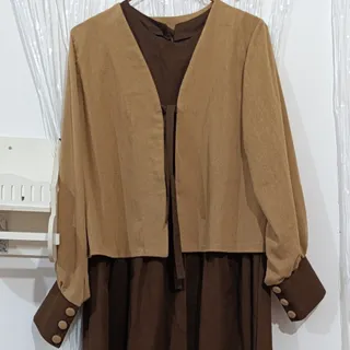 کراپ کت و سارافون لینن