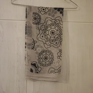 روسری حریر