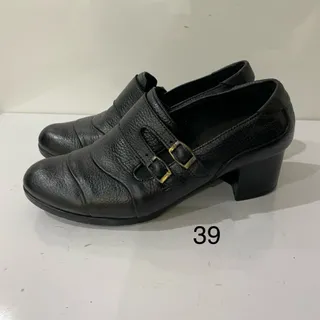 کفش چرم طبی