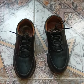 کفش روزمره