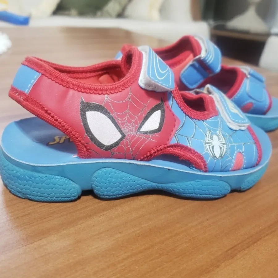 صندل spiderman