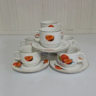 فنجان و نعلبکی