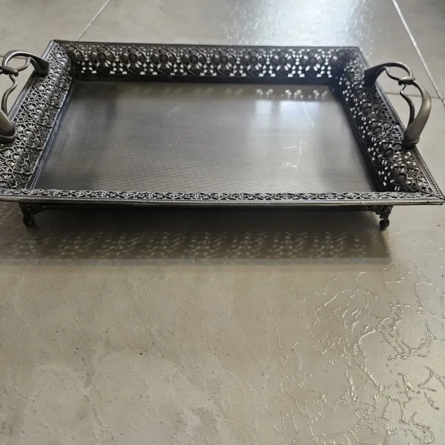 سینی نقره ای پیوتر