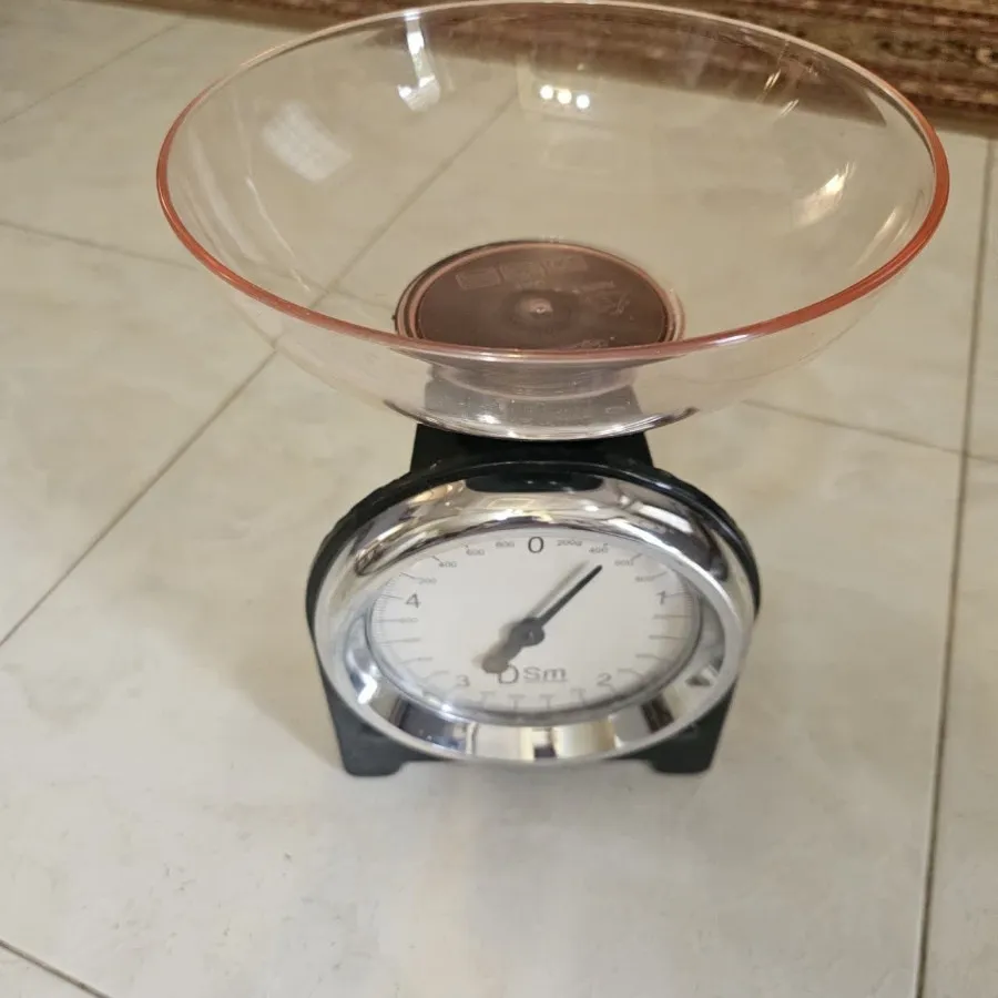 ترازو عقربه دار