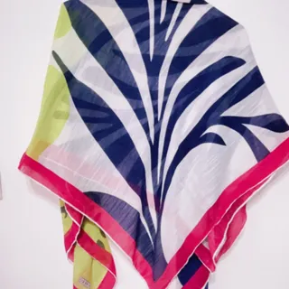 روسری نخی قواره دار
