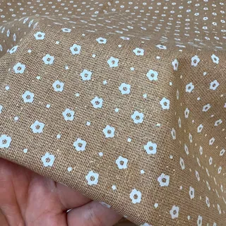 پارچه کرم گلدار ناز
