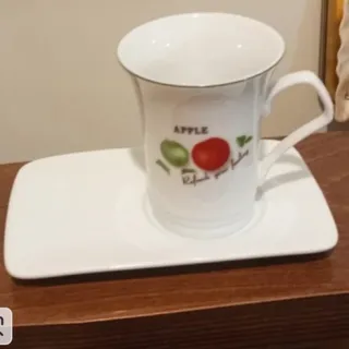 ست فنجان و زیر فنجانی سیب
