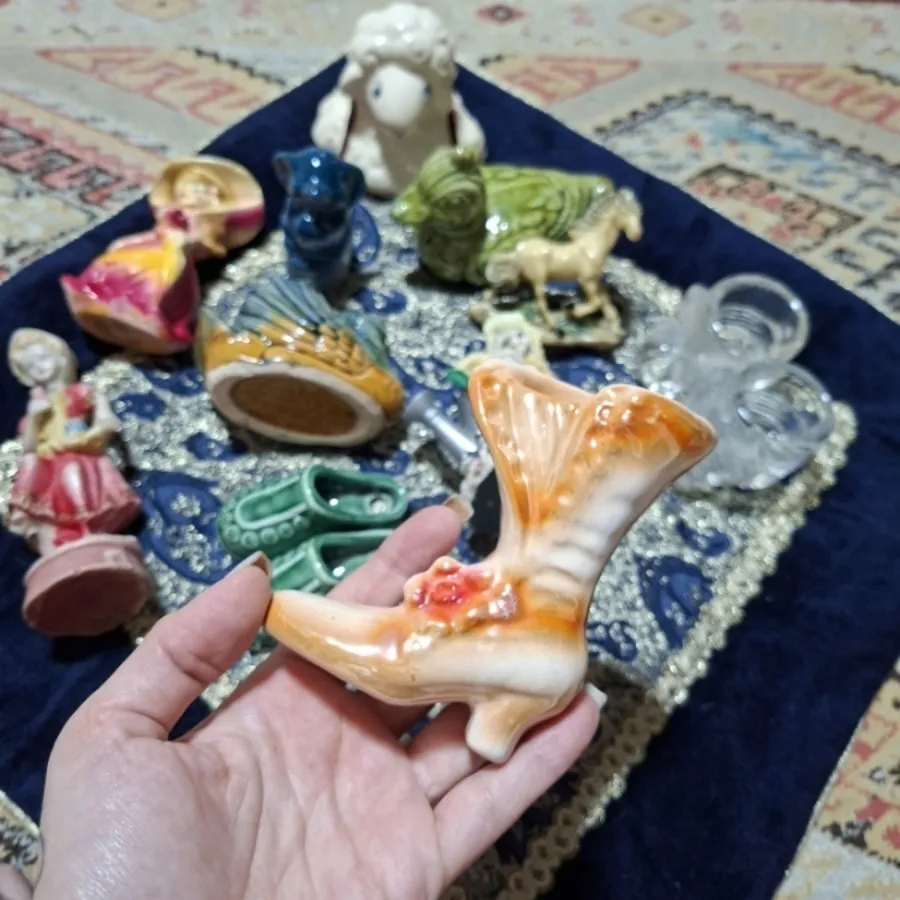 مجسمه چکمه